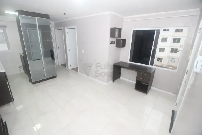 Apartamento Semi Mobiliado no Condomínio Tulipa - Conforto, Praticidade e Excelente Locali