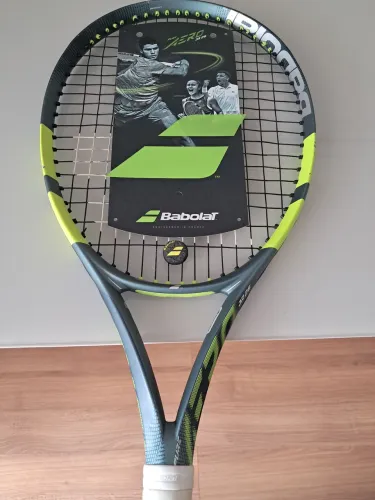 Raquete Babolat Pure Aero 2026. Tamanho 26
