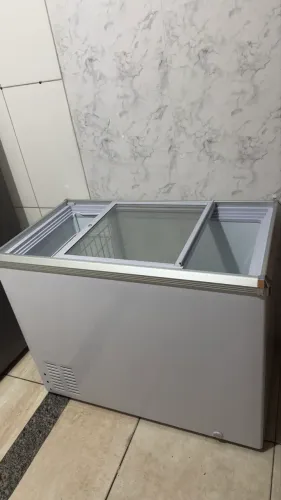 Freezer Conservador Expositor Horizontal Dupla Ação Tampa De Vidro Eco Gelo 247L 220V