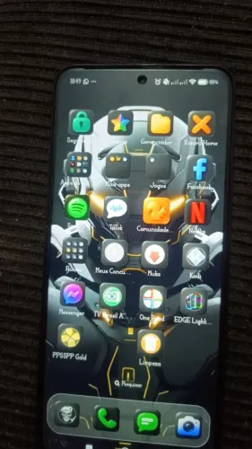 Redmi 13x de 8 gigas ram e 256 gigas de memória interna
