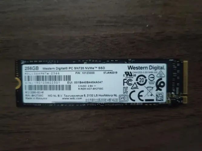 SSD Western Digital PC SN720 256GB NVMe M.2 2280