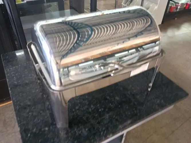 Rechaud Retangular Tampa Basculante 8,5 Litros - Zahav