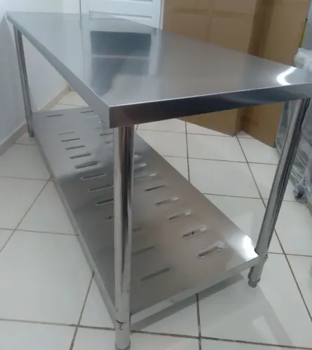 Mesa De inox 1,90 Metro resistente e Reforçada Nova
