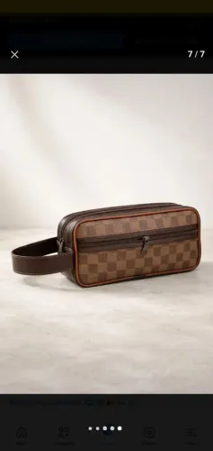 Necessarie pequena. Courino De ótima qualidade