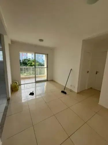 Apartamento no condomínio Residencial Allegri, 2 quartos, suíte (LZ)
