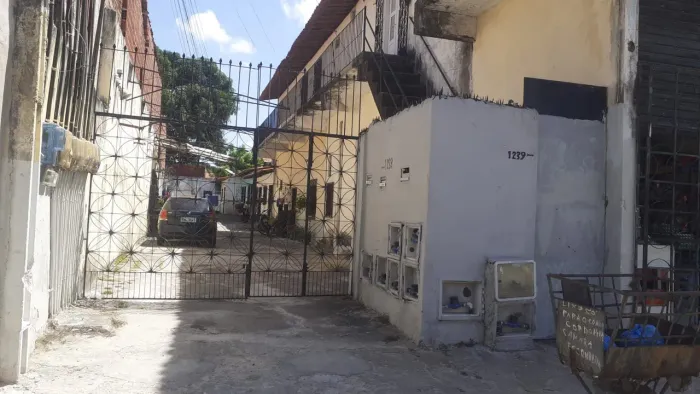 Vendo na Manoel satiro um condominio 9 casas com garagem 