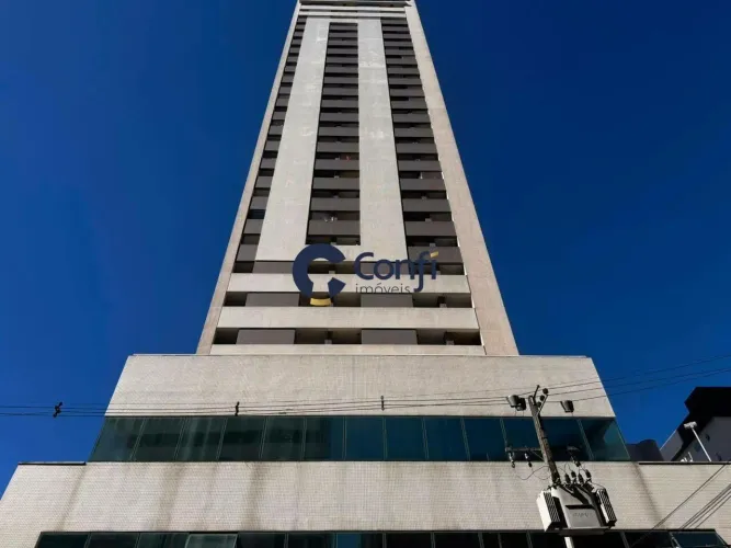 Studio para alugar, 26 m² por R$ 1.900/mês - Centro - Curitiba/PR