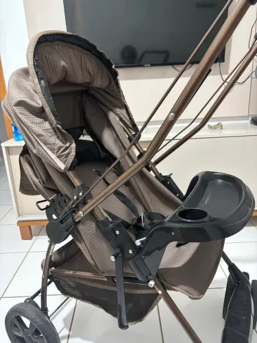 Carrinho de Bebê Galzerano, com alças reversíveis. * aceitamos cartao