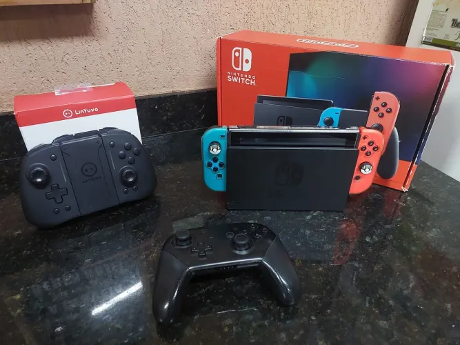 Nintendo Switch V2 32GB - acessórios adicionais