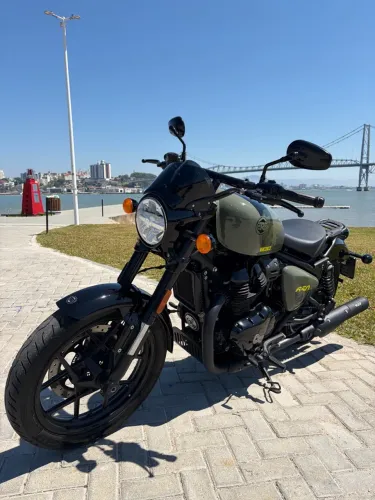 Royal Enfield Shotgun 650