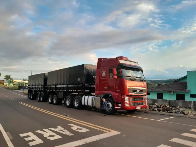 Volvo fh 500 6x4 e rodotrem random 19,80 original