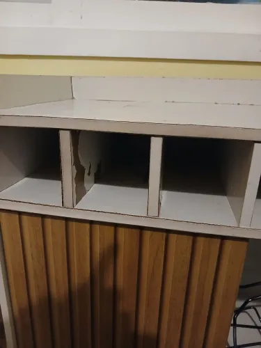 Aparador com nichos usado