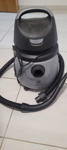 Aspirador de pó Eletrolux A10 smart