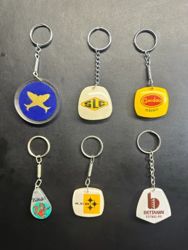 Chaveiros antigos - marcas famosas - Hering, SLC, Gerdau, Zaffari e outras