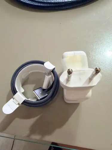 CARREGADOR ORIGINAL APPLE PARA MACBOOK