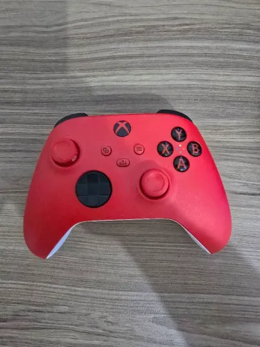 CONTROLE XBOX ONE VERMELHO SEM FIO