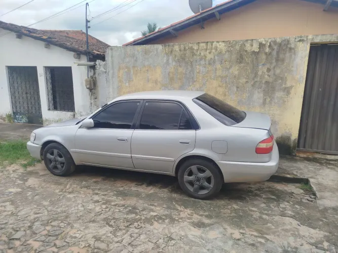 Toyota Corolla XEI 1.8/1.8 Flex 16V Aut. 2001
