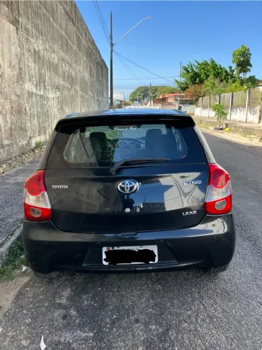 Toyota Etios XS 1.3 Flex 16V 5P Mec. 2013
