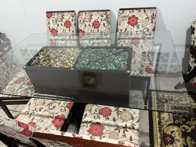 Mesa de jantar 6 cadeiras