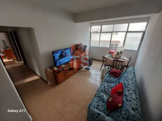 Amplo Apto de 3 Qts com vaga coberta e condomínio bem barato colado na suburbana