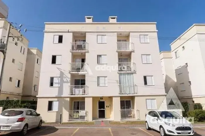 Apartamento à venda, contendo 3 quartos, 1 banheiro, em Uvaranas, Ponta Grossa, PR