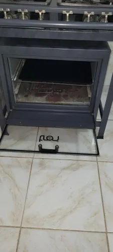 FOGÃO INDUSTRIAL 4 BOCAS E FORNO