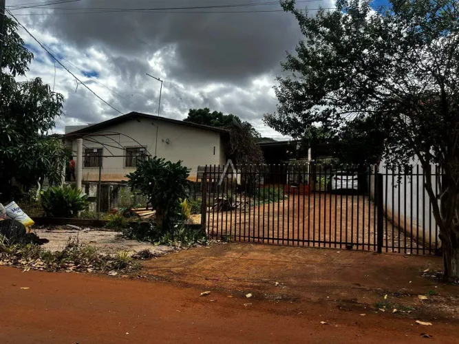 Terreno à venda no Bairro FLORESTA em CASCAVEL por R$ 530.000,00
