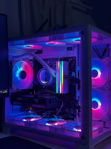 PC Gamer - 5700x3d 32GB RAM RTX 4060