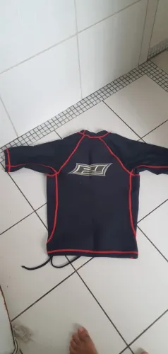 Casaco de borracha surf (neoprene + Lycra)