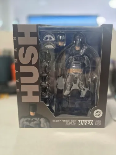Batman Hush Mafex LACRADO 