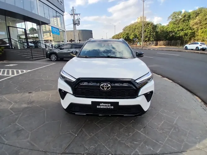 Toyota Corolla Cross Gr-s 2.0 16V Flex Aut. 2024