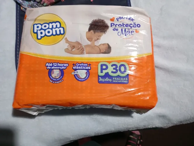 2 pacotes Fralda tamanho P