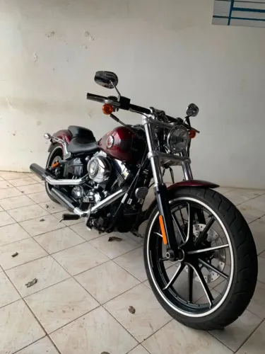 Harley Davidson Breakout