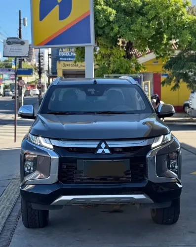 Mitsubishi L200 Triton HPE 3.5 CD V6 24V Flex Aut. 1950