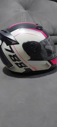 Capacete 788 semi novo número 56