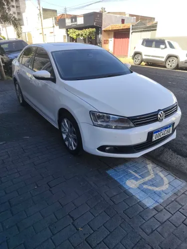 Volkswagen Jetta Comfortline 2.0 T.flex 8V 4P Tipt. 2013
