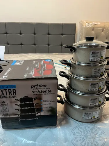 Panelas ante aderente de ótima qualidade 5 pc