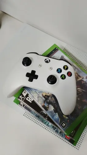 Xbox One S com 500 gb Memória