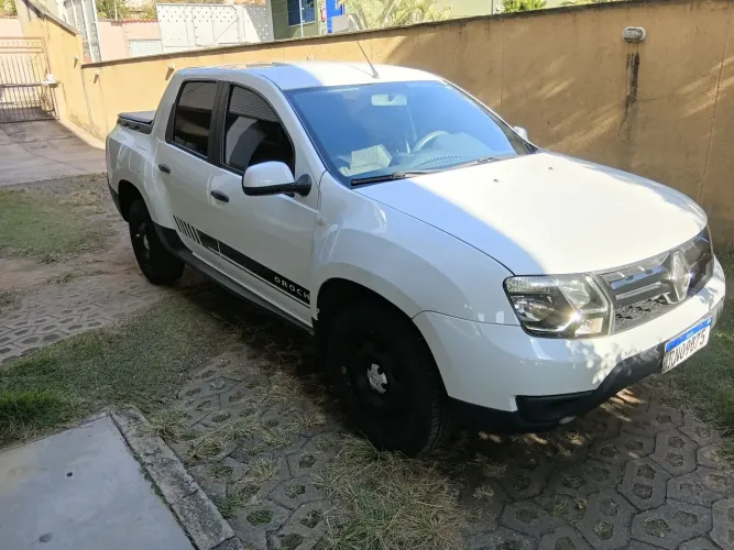 Renault Duster Oroch Exp. 1.6 Hi-flex 16V Mec. 2022