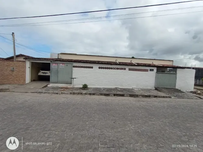 Casa com 6 dormitórios à venda por R$ 450.000,00 - Ernesto Geisel - João Pessoa/PB