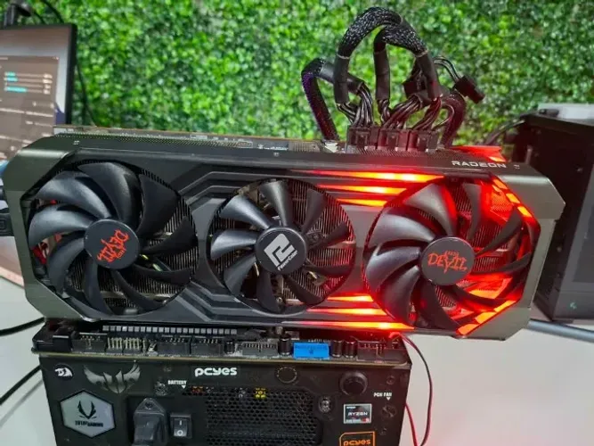 Placa de video RX 6900XT 16gb RED DEVIL Triple Fan com baixo desempenho