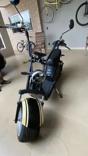 Moto Elétrica Shineray She 3000 W ano 2021, pouco usada