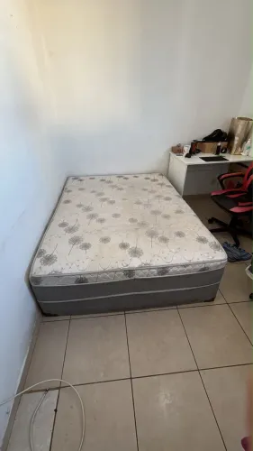 Cama box embutida
