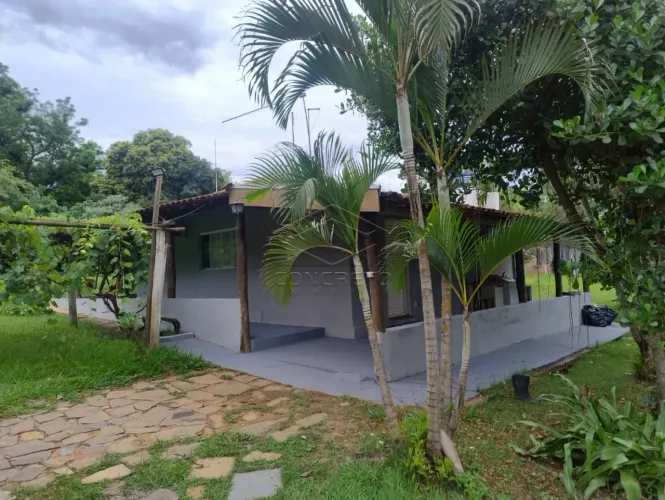EXCELENTE CHÁCARA COM AMPLA AREA DE LAZER