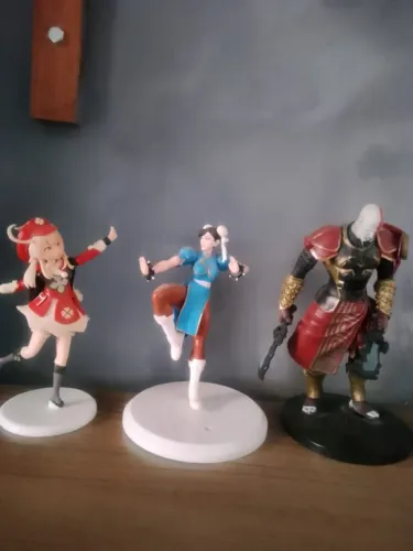 Chunli,Kratos ,genshin impact lote action