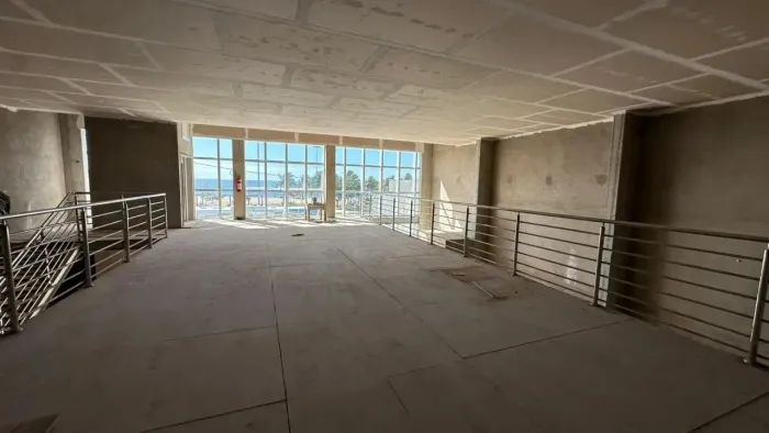 Ponto Comercial na Dante Michelini - Preço a Consultar