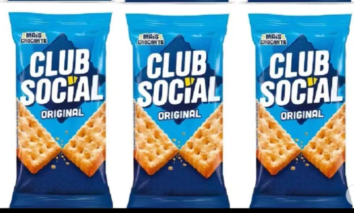 Club social - Vendo 10 cx fechada de club social, cada PCT com 6 unidades R$ 4,50 cada