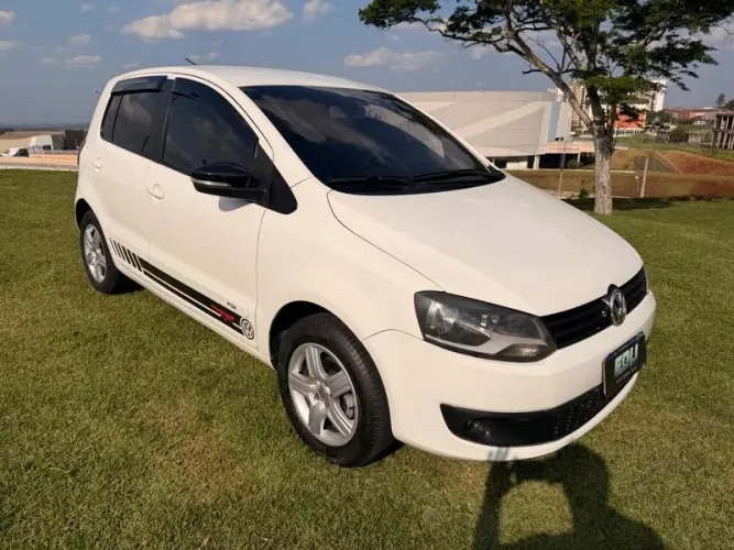 Volkswagen Fox 1.0 MI Total Flex 8V 5P 2014