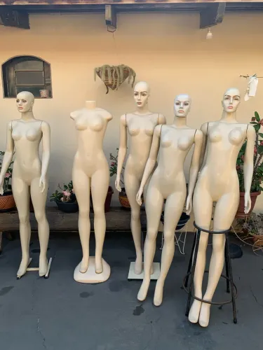 Manequins femininos
