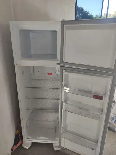 Geladeira Consul